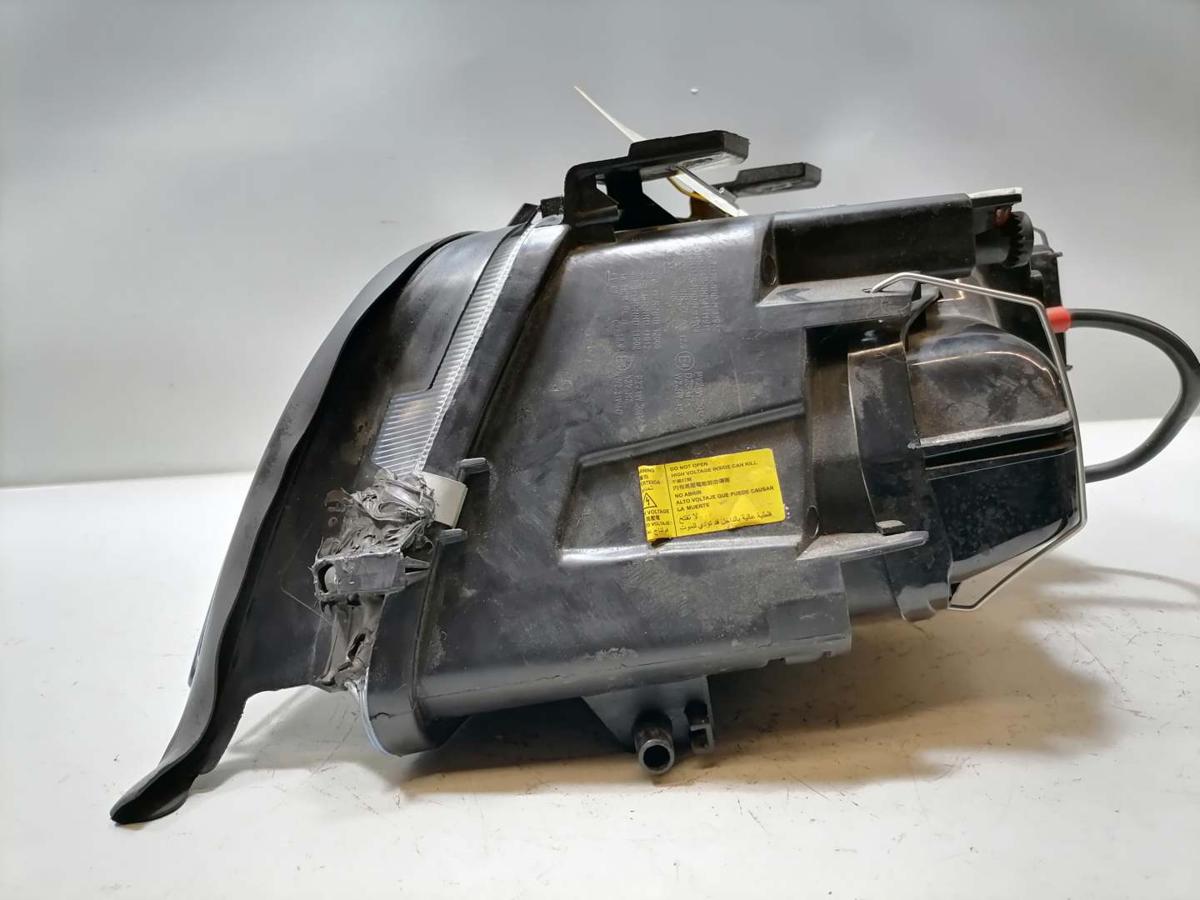 Audi A6 4B Xenonscheinwerfer vorn rechts Zubehör DEPO Bj.2004